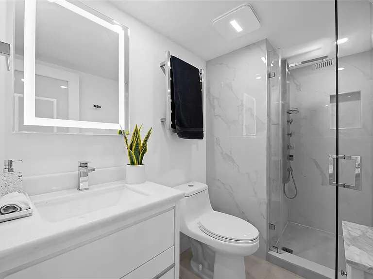 5100 N Ocean Blvd #702 — Photo 22