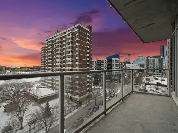 624 S 8th Ave SE #608, Calgary, AB T2G 1S7