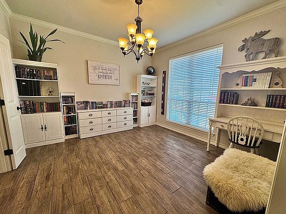 4th image of 4110 Kensington Crk