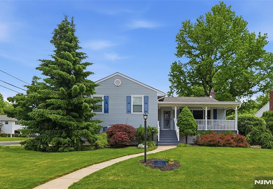 1st image of 164 Gordon Ct