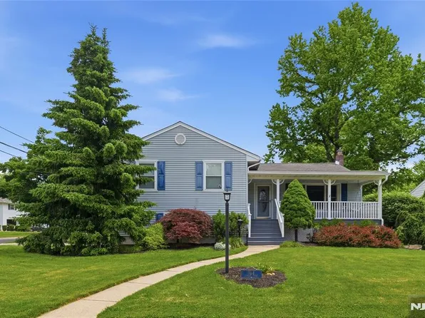 164 Gordon Ct, Oradell, NJ 07649