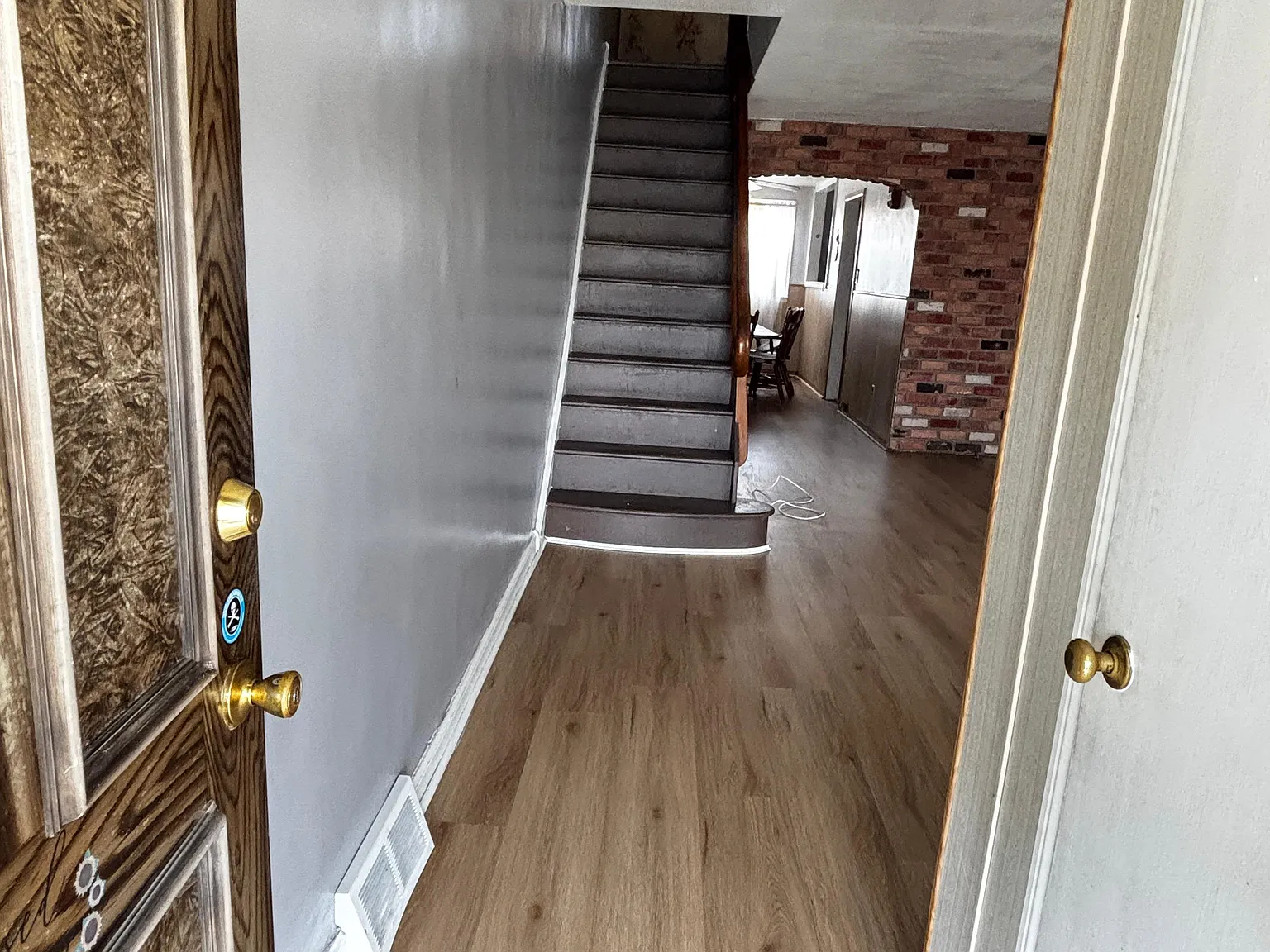 3 bed, 1204 sqft, $1,700 — Photo 2
