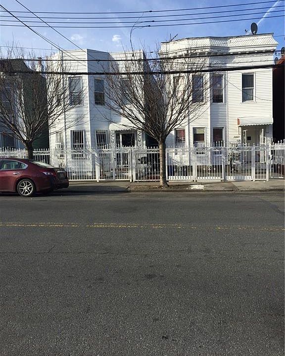 2nd image of 1041 Olmstead Ave