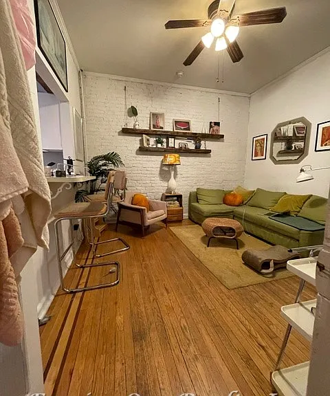 261 S 3rd St #2 — Photo 1