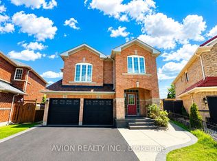 61 Crannyfield Dr, Brampton, ON L7A3X3