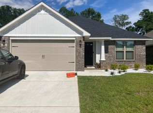 5368 Woodlet Ct, Pace, FL 32571