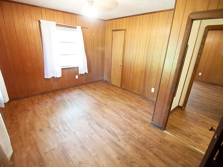 1671 School St — Photo 17
