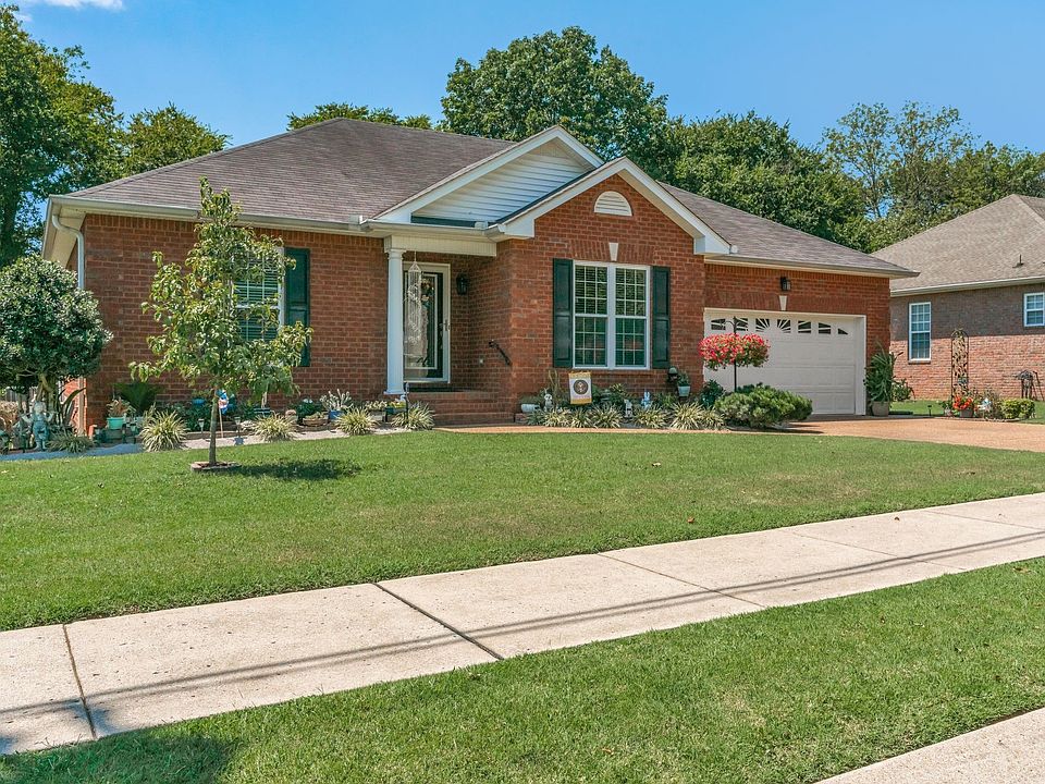 1st image of 204 Osprey Dr