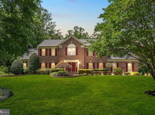 6190 Freds Oak Rd, Fairfax Station, VA 22039