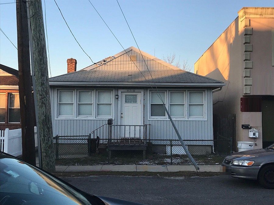 1st image of 206 Seagirt Ave