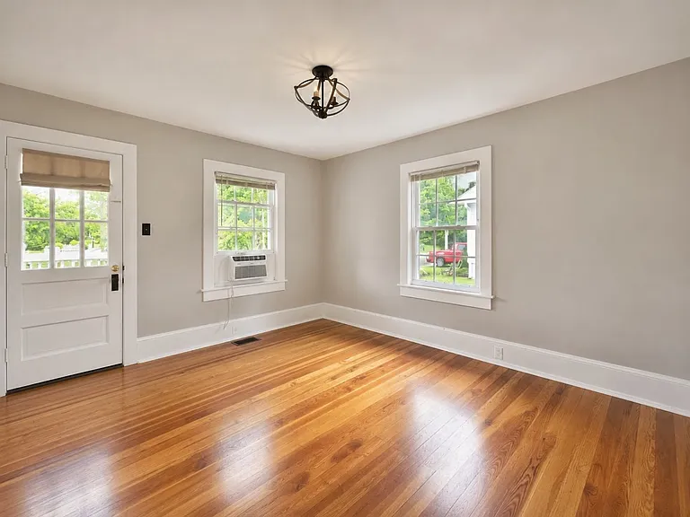 232 Meadow St — Photo 20