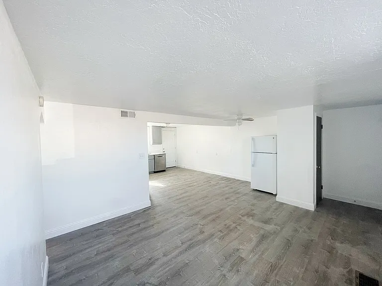 3508-3514 Bruce Randolph Ave — Photo 11