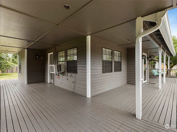 4th image of 4410 Indian Summer Drive SE