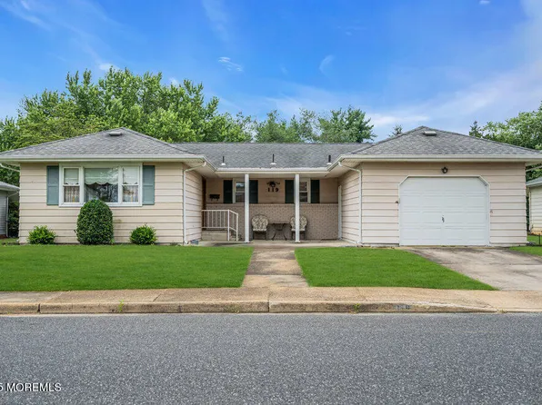 119 Barbados Drive S, Toms River, NJ 08757