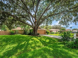 23024 Mayfair Rd, Land O Lakes, FL 34639