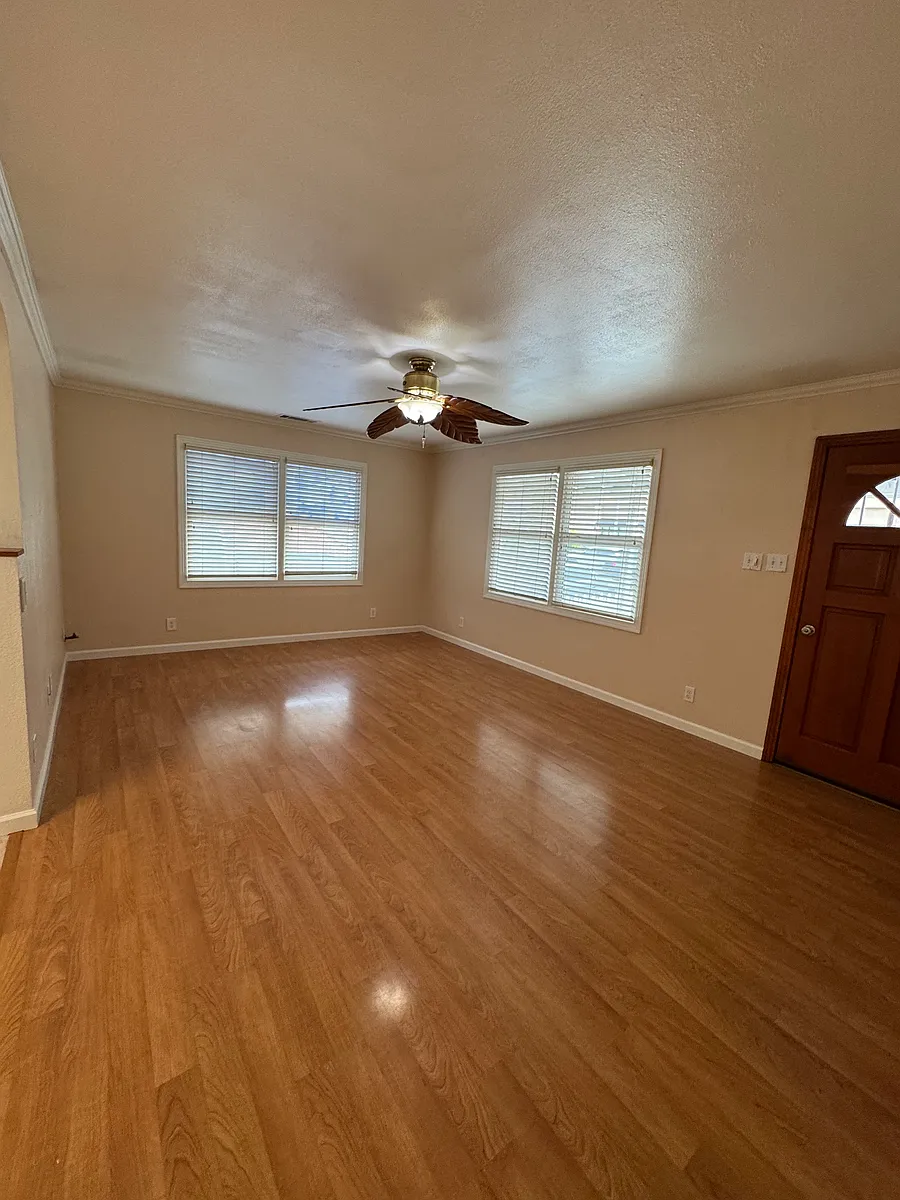 Living Room - W Pueblo Ave