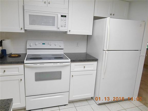 5th image of 5109 Greenbrook Ln