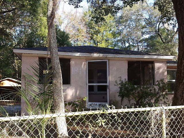 1st image of 1814 NE 3rd Ave