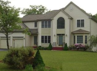 110 Eagle Rock Rd, Stoughton, MA 02072