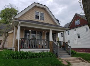 2742 N Vel R Phillips Ave, Milwaukee, WI 53212