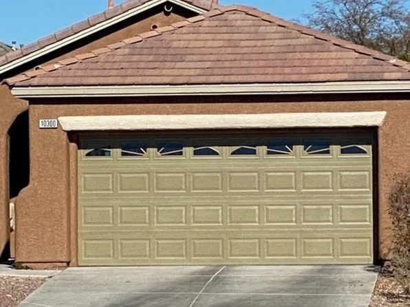 10300 Wood Work Ln, Las Vegas, NV 89135