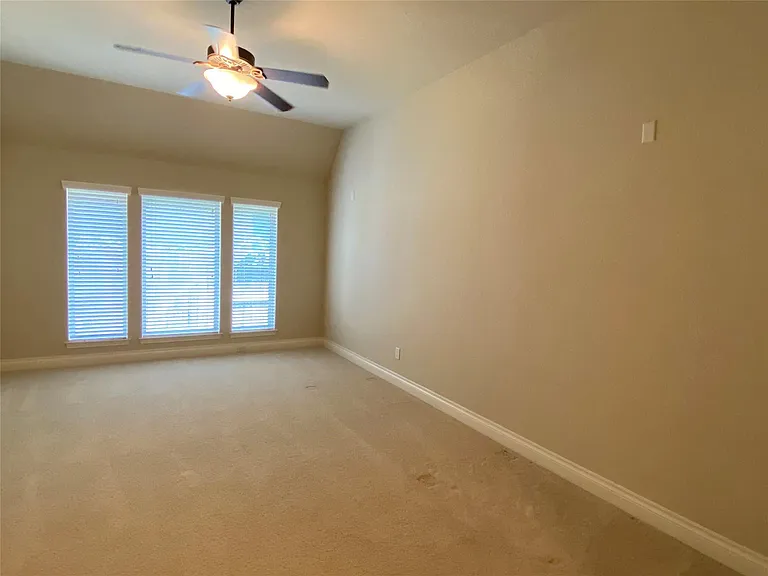 5922 Solara Ledge Ln — Photo 31