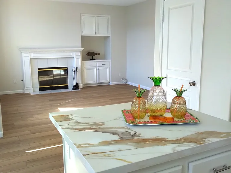 5085 Carmel Knolls Dr — Photo 2
