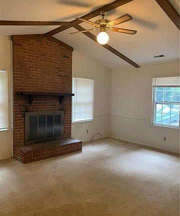 3rd image of 828 Ingraham Pl