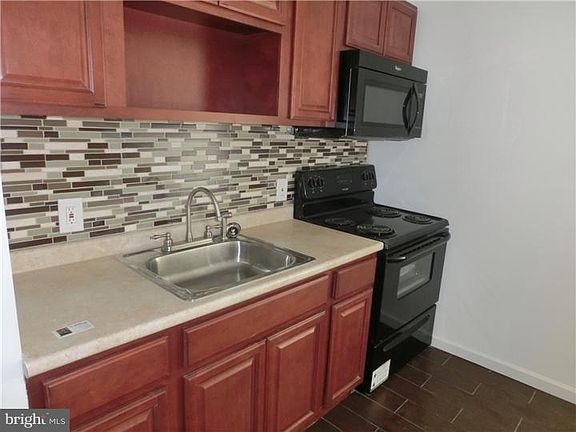 Apt 3 Kitchen