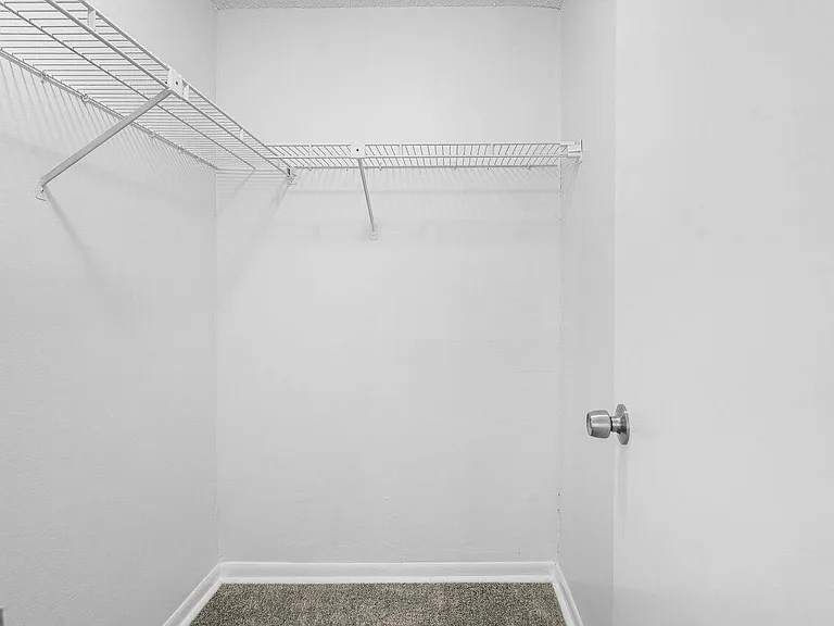 304 Georgian Park Dr — Photo 24