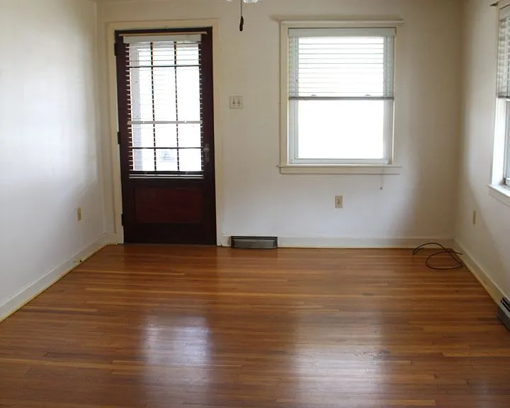 4840 Lehman Rd — Photo 3