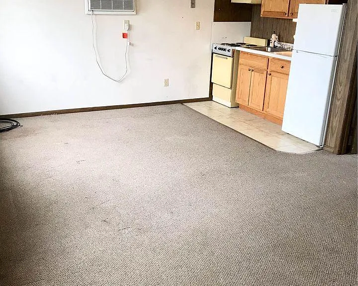 344 Stanley Ct #D — Photo 2