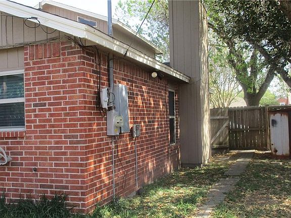 5th image of 4765 Willowick Dr
