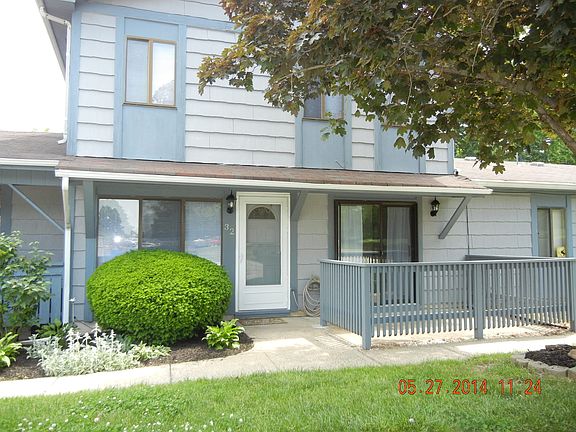 2nd image of 32 Birchwood Ct #32