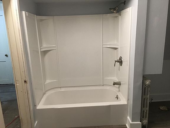 New shower and tub