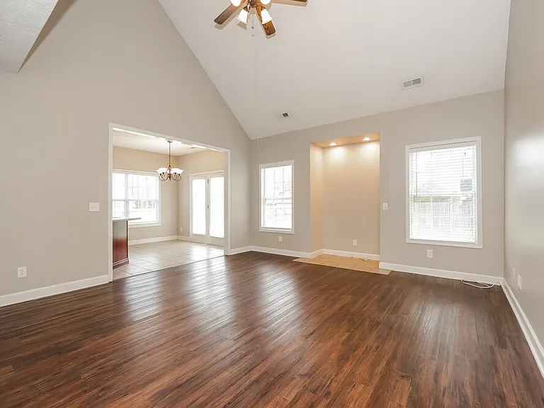 114 Nick Price Dr — Photo 5
