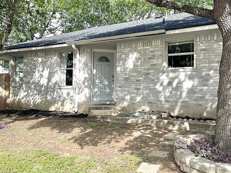 1001 Apple Cross Dr — Photo 4