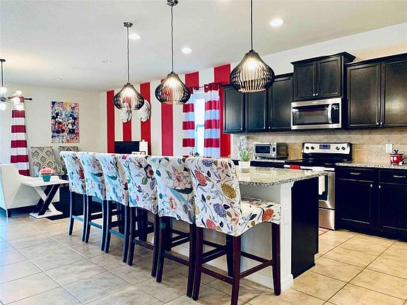 5th image of 8803 Macapa Dr