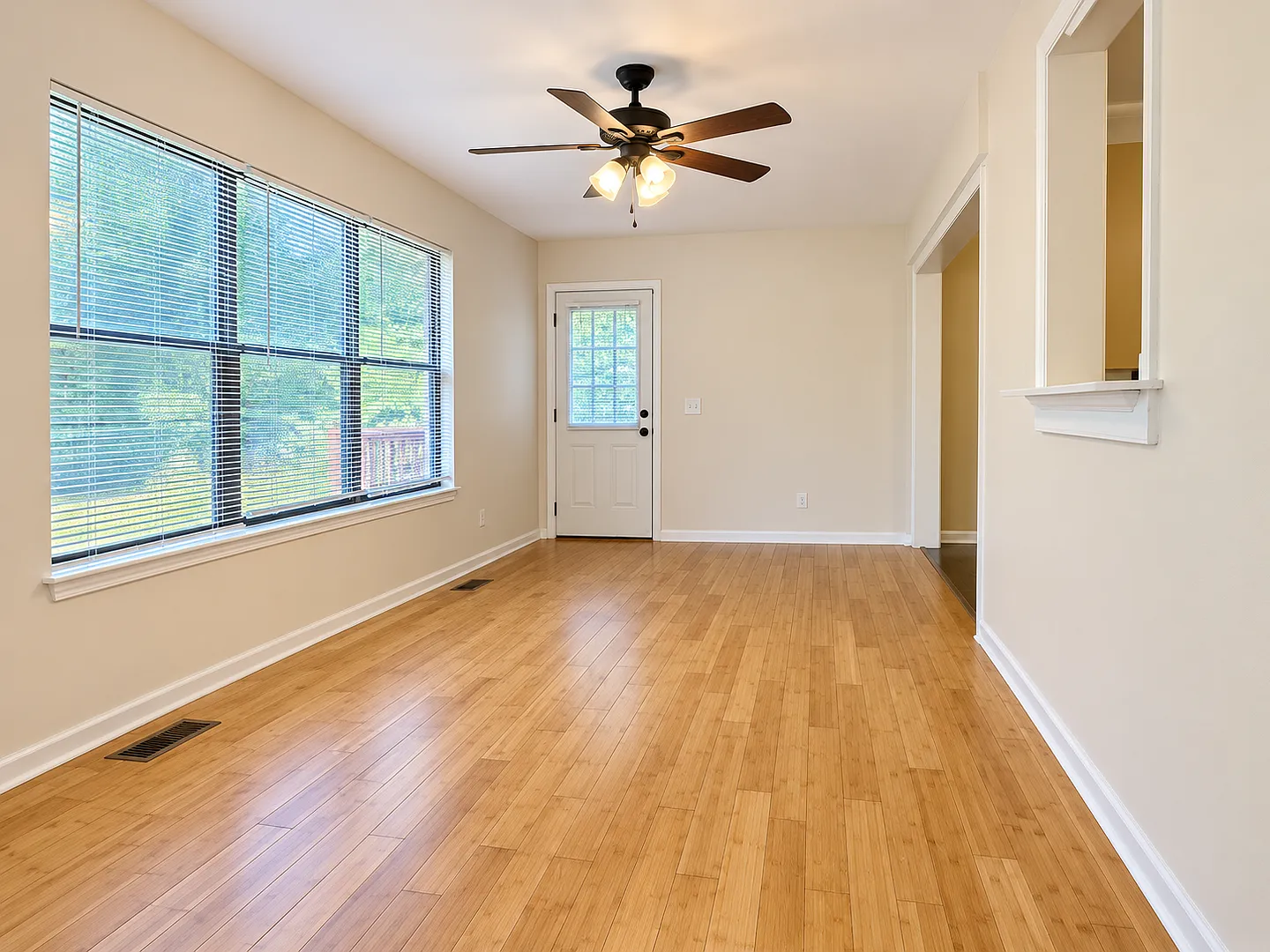 1205 Fairway Drive SW — Photo 2