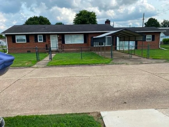401 Dogwood St, Nitro, WV 25143
