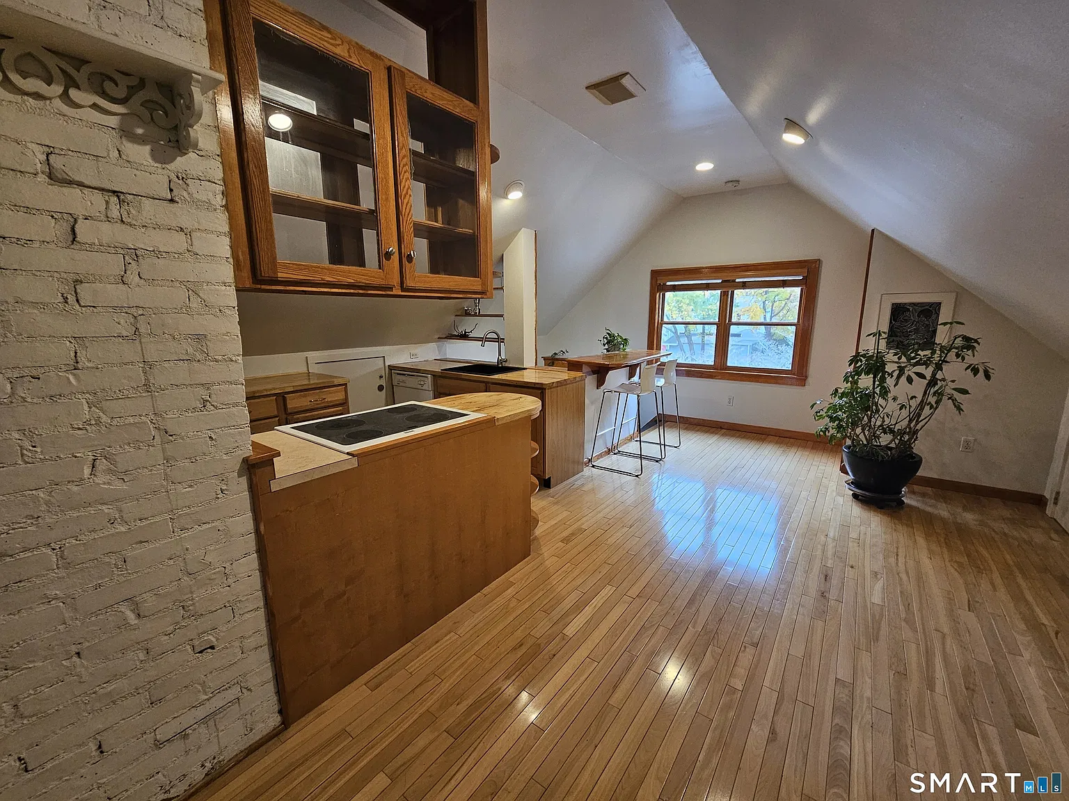 1 bed, 1.0 bath, 750 sqft, $1,850 — Photo 3