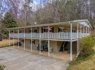 238 Henderson Rd, Franklin, NC 28734