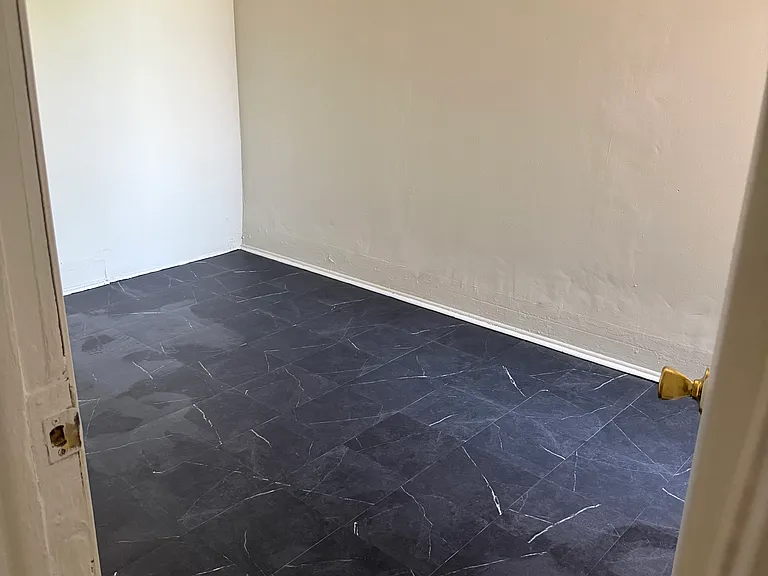 3311 N Fairhill St — Photo 10