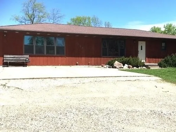 1006 W 88th St S, Colfax, IA 50054