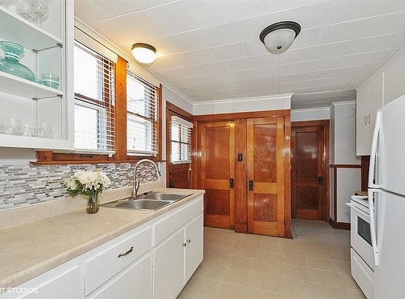 5th image of 24320 N Forest Dr
