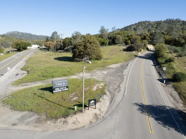 33260 Powerhouse Rd, Auberry, CA 93602