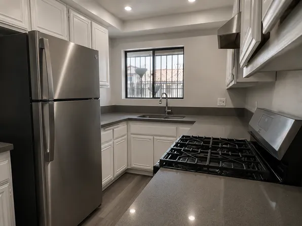 1239 W Rosecrans Ave APT 11, Gardena, CA 90247