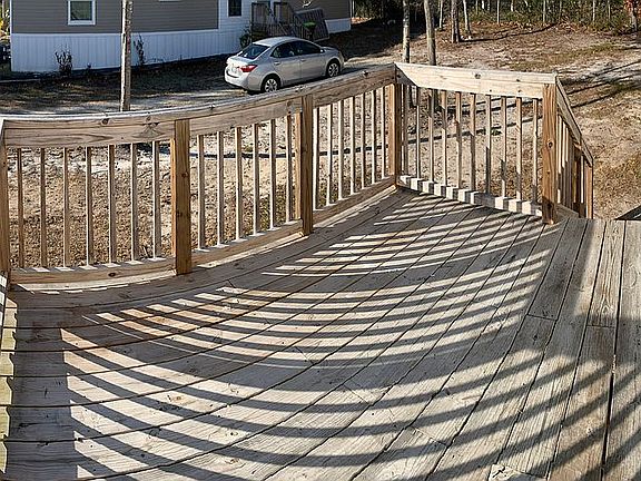 5th image of 694 Beachview Dr SE