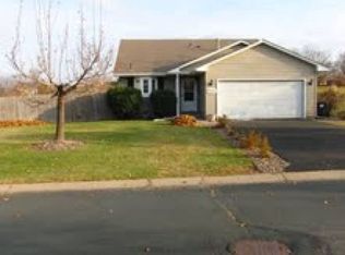 9550 Teakwood Ln N, Maple Grove, MN 55369