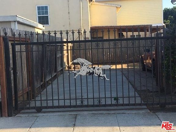 3rd image of 3820 Waller Ave